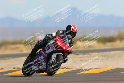 media/Oct-09-2022-SoCal Trackdays (Sun) [[95640aeeb6]]/Turn 15 (150pm)/